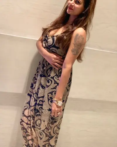 Eloor Escort